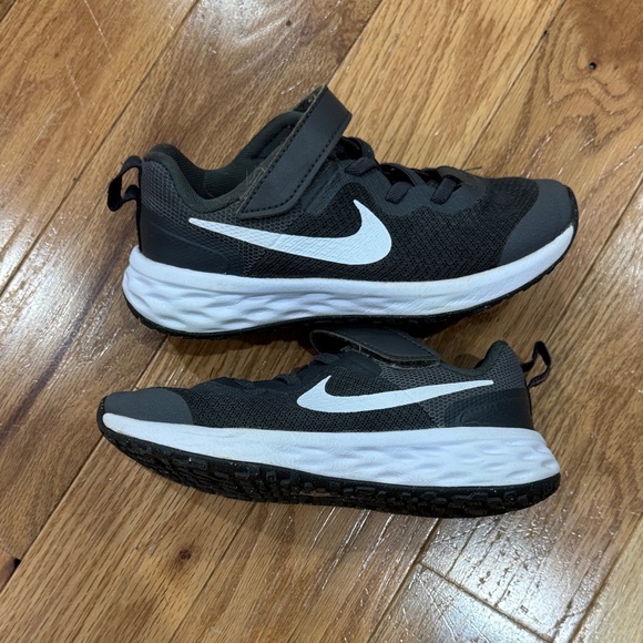 Nike Gray and White Sneakers Sz. 12C - Picture 1 of 9
